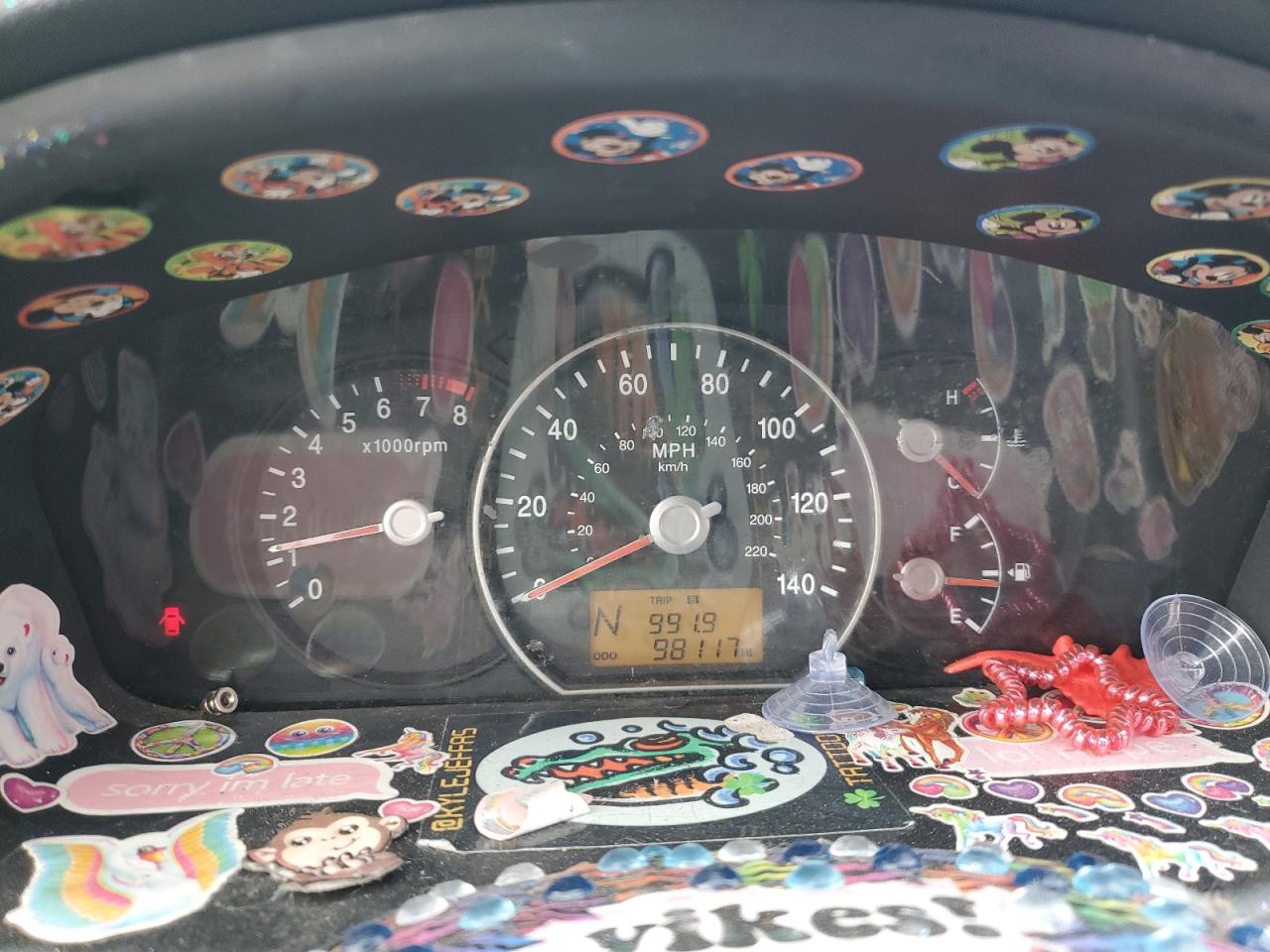 2009 Kia Rondo Base VIN: KNAFG529297276213 Lot: 90802305