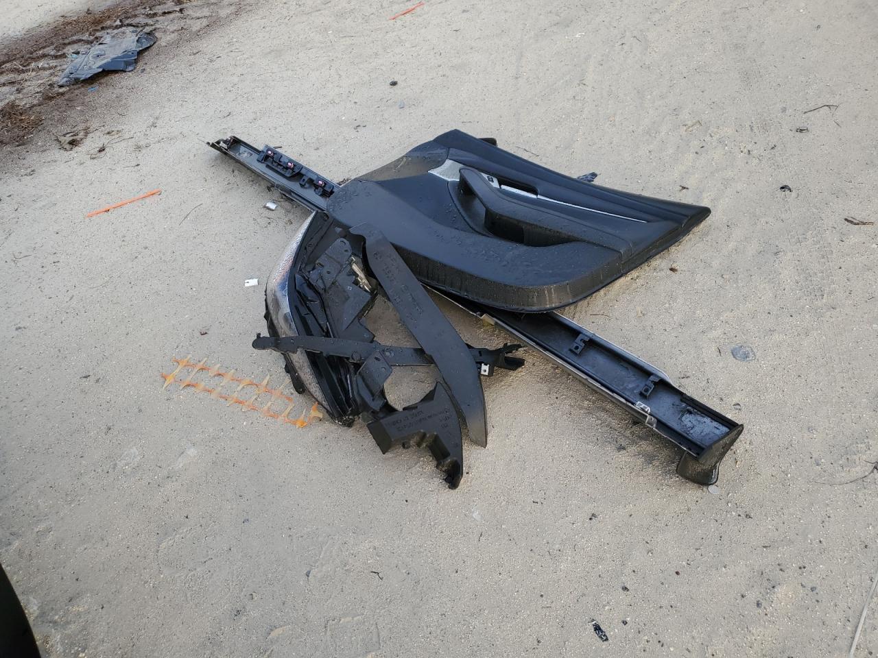 2022 Mazda 3 Premium VIN: JM1BPBML3N1521915 Lot: 90221925