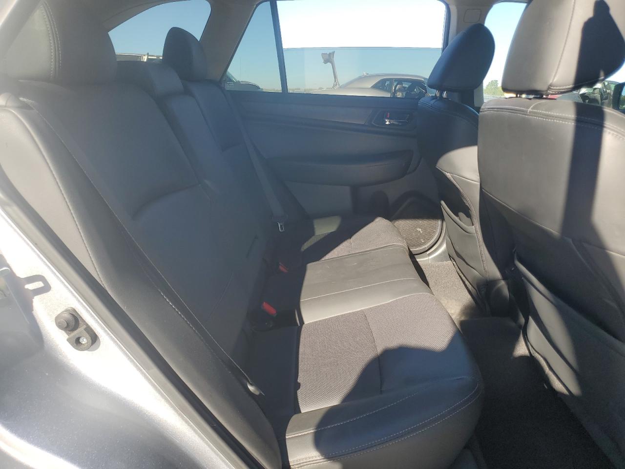 2015 Subaru Outback 2.5I Limited VIN: 4S4BSBNC2F3293971 Lot: 81623905