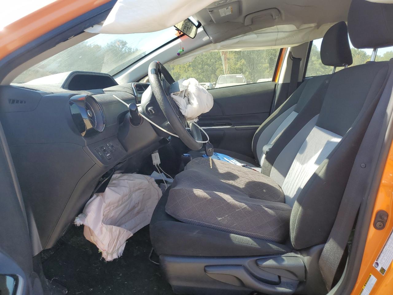 2018 Toyota Prius C VIN: JTDKDTB37J1619860 Lot: 86095045