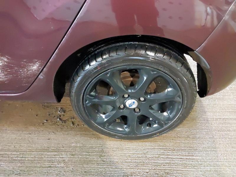 2010 FORD FIESTA TITANIUM 