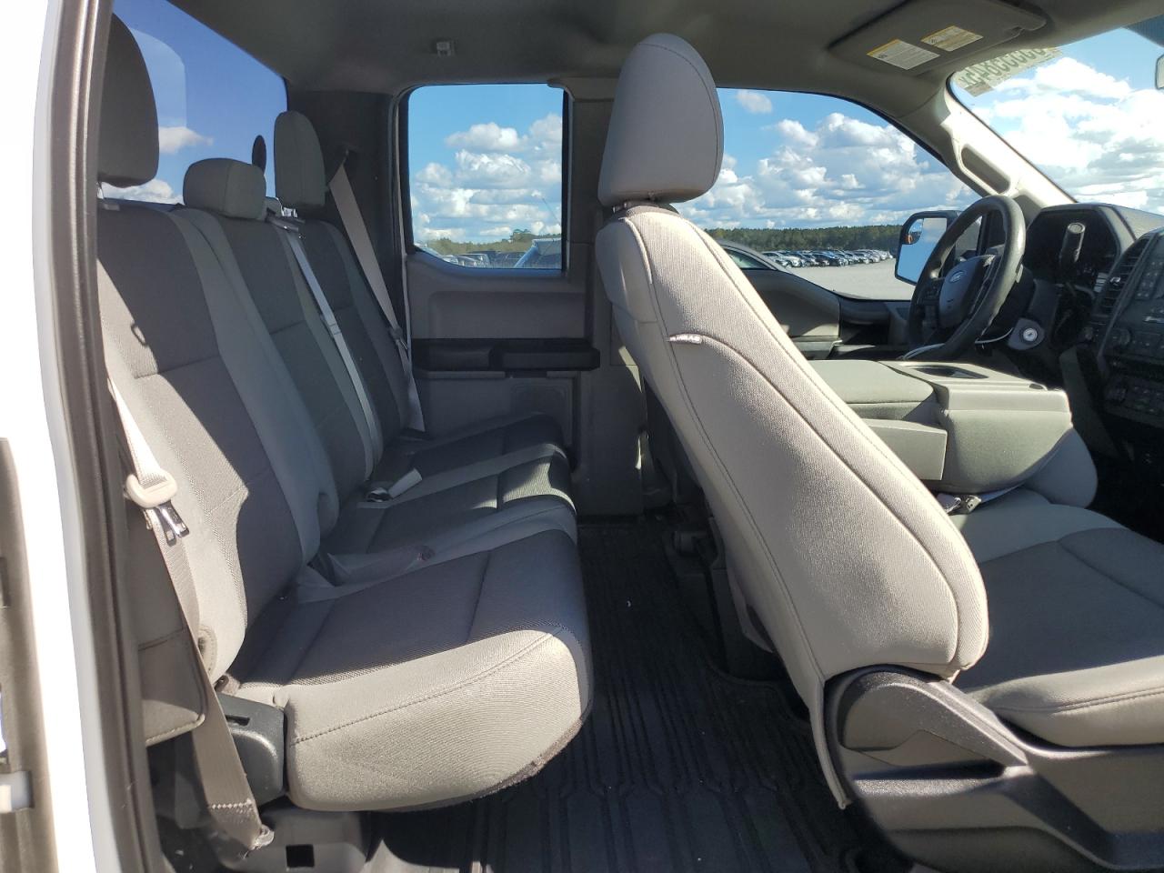 2018 Ford F150 Super Cab VIN: 1FTFX1E58JFA27848 Lot: 85555845