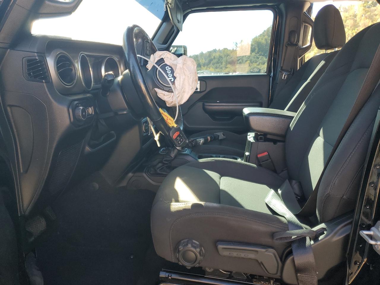 2018 Jeep Wrangler Unlimited Sport VIN: 1C4HJXDG8JW111118 Lot: 87263855