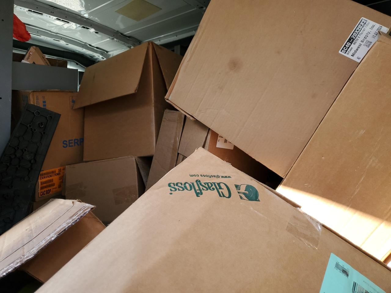 2019 Ford Transit T-250 VIN: 1FTYR2CM3KKB38125 Lot: 84364465