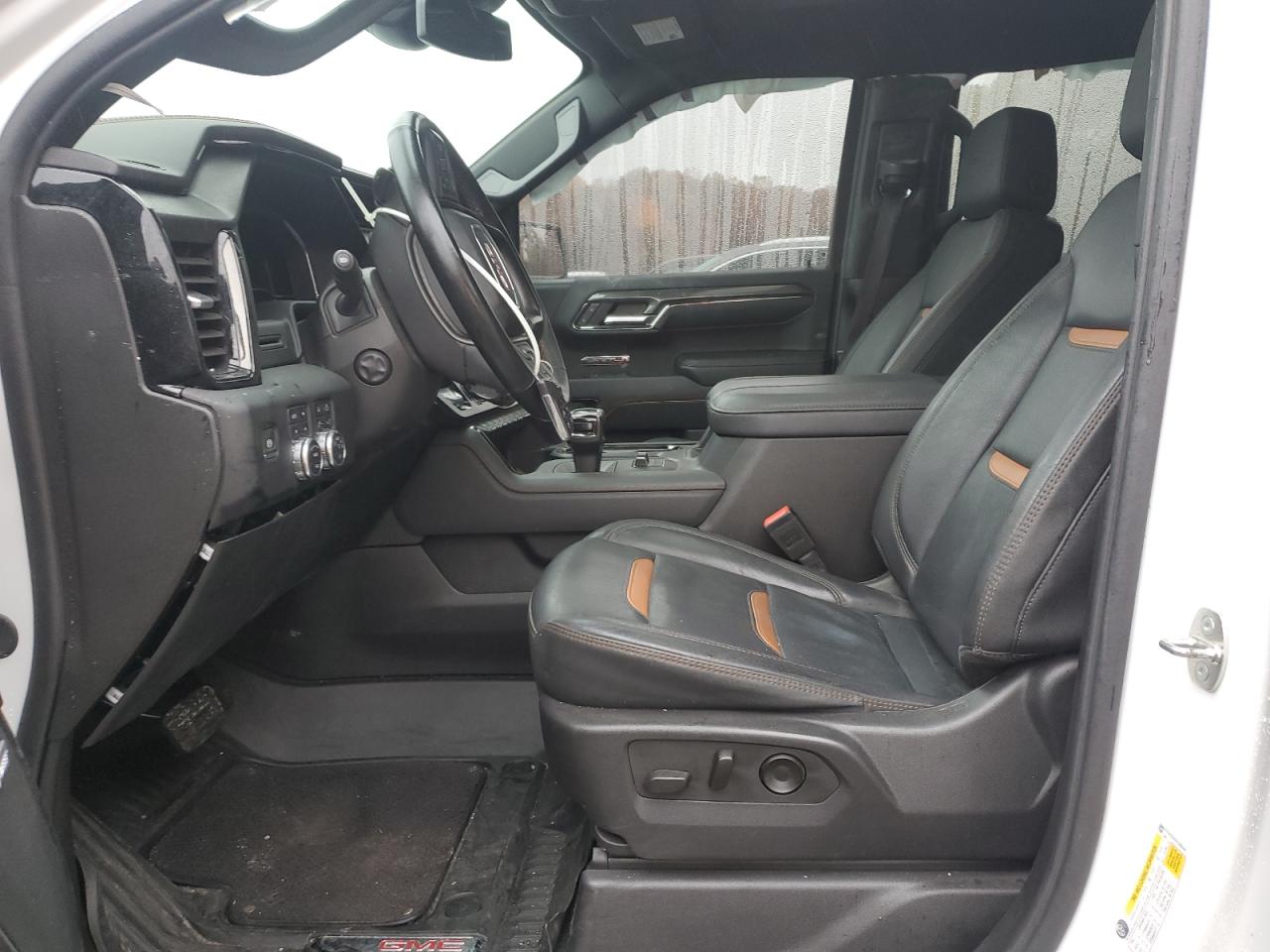 2024 GMC Sierra K1500 At4 VIN: 1GTUUEE83RZ266445 Lot: 90690045