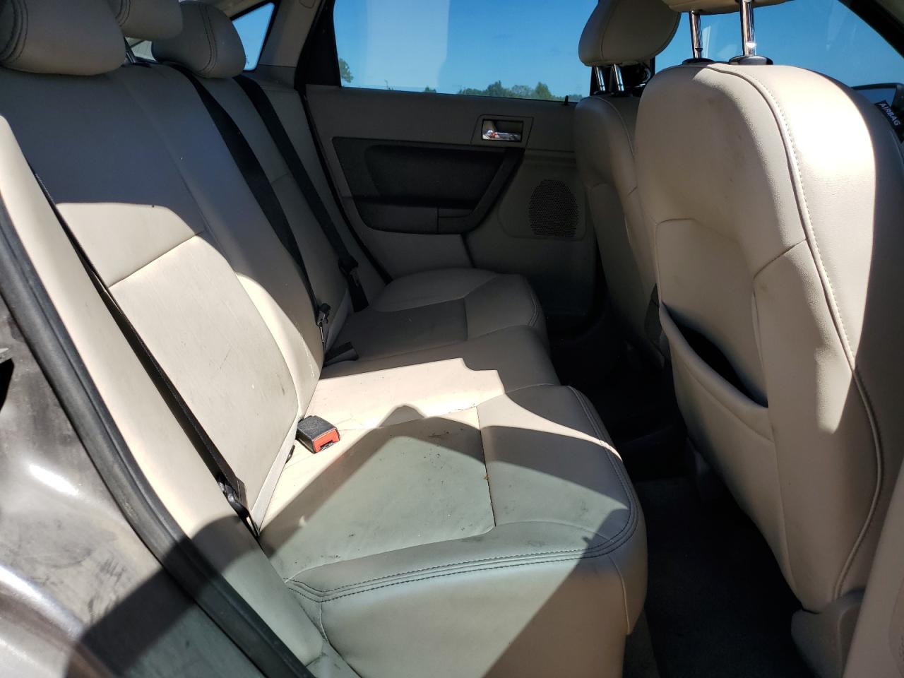 2011 Ford Focus Ses VIN: 1FAHP3GN2BW181707 Lot: 85321355