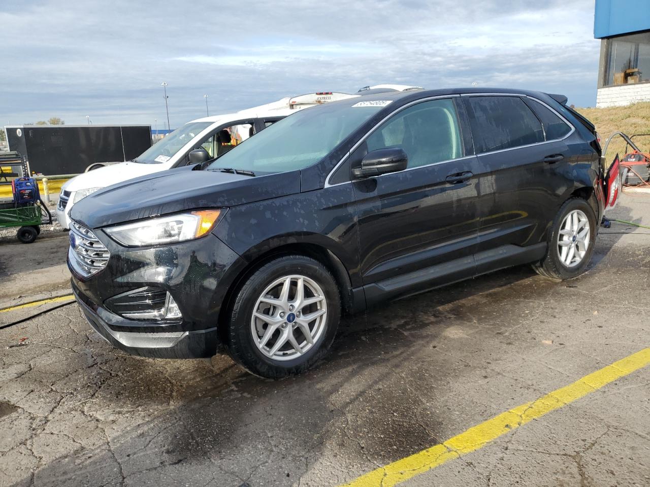 2021 Ford Edge Sel