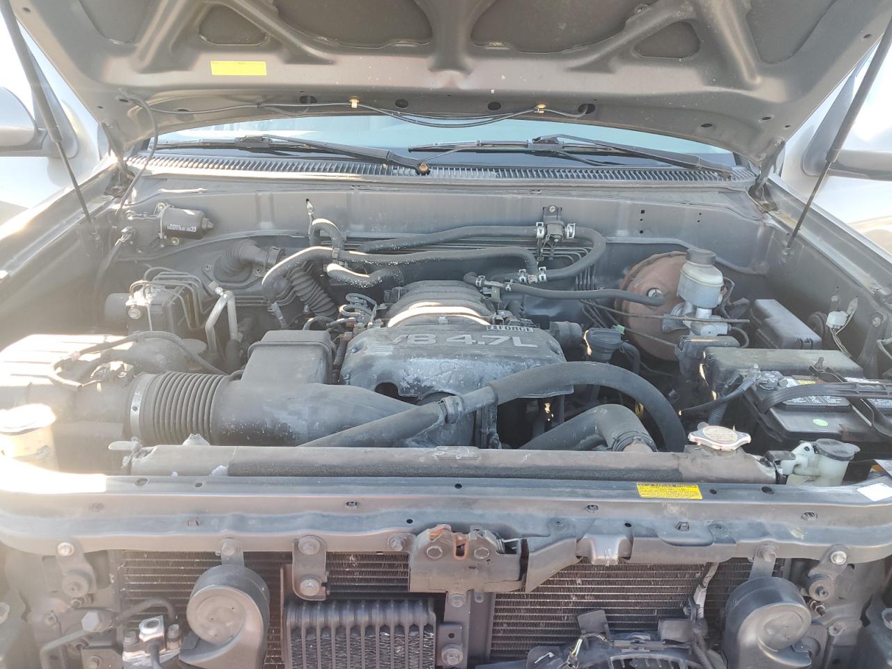 2005 Toyota Sequoia Sr5 VIN: 5TDZT34A05S250880 Lot: 87128275