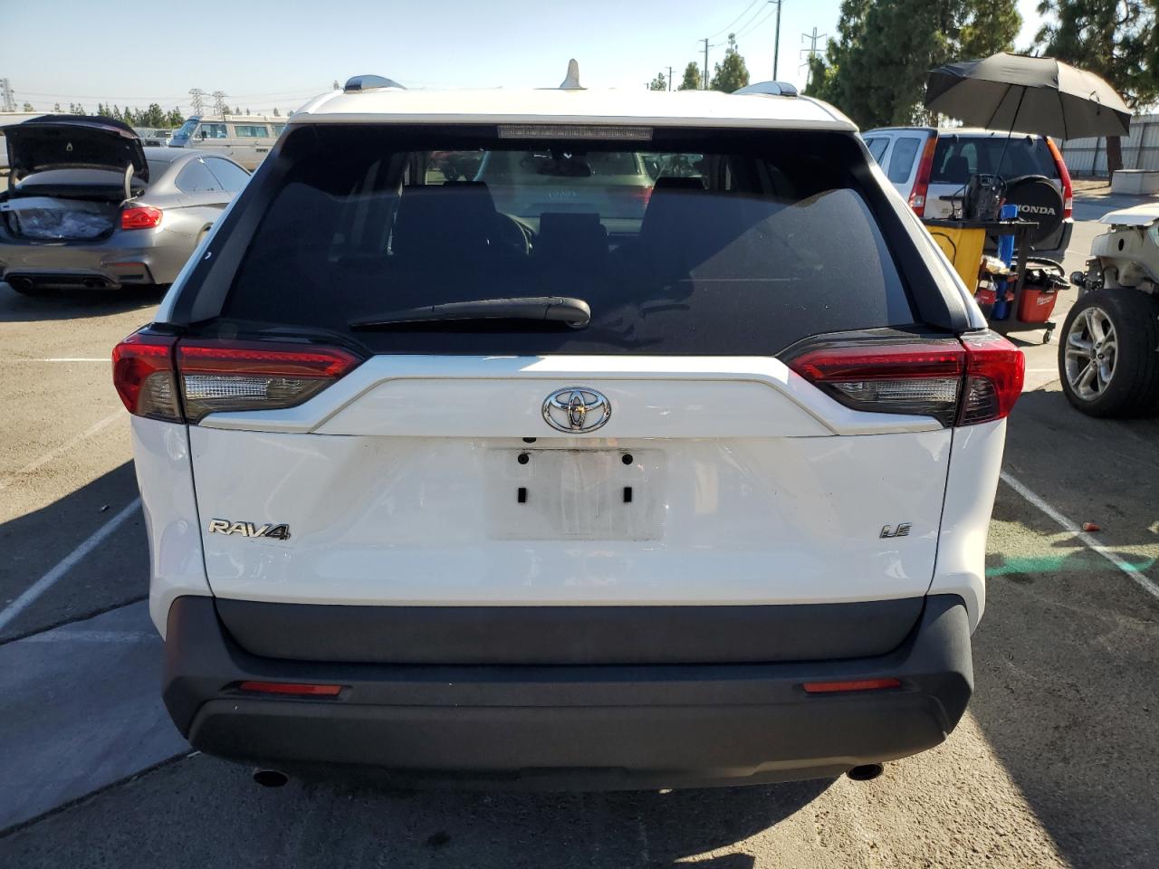 2019 Toyota Rav4 Le VIN: 2T3H1RFV7KC011889 Lot: 81972415