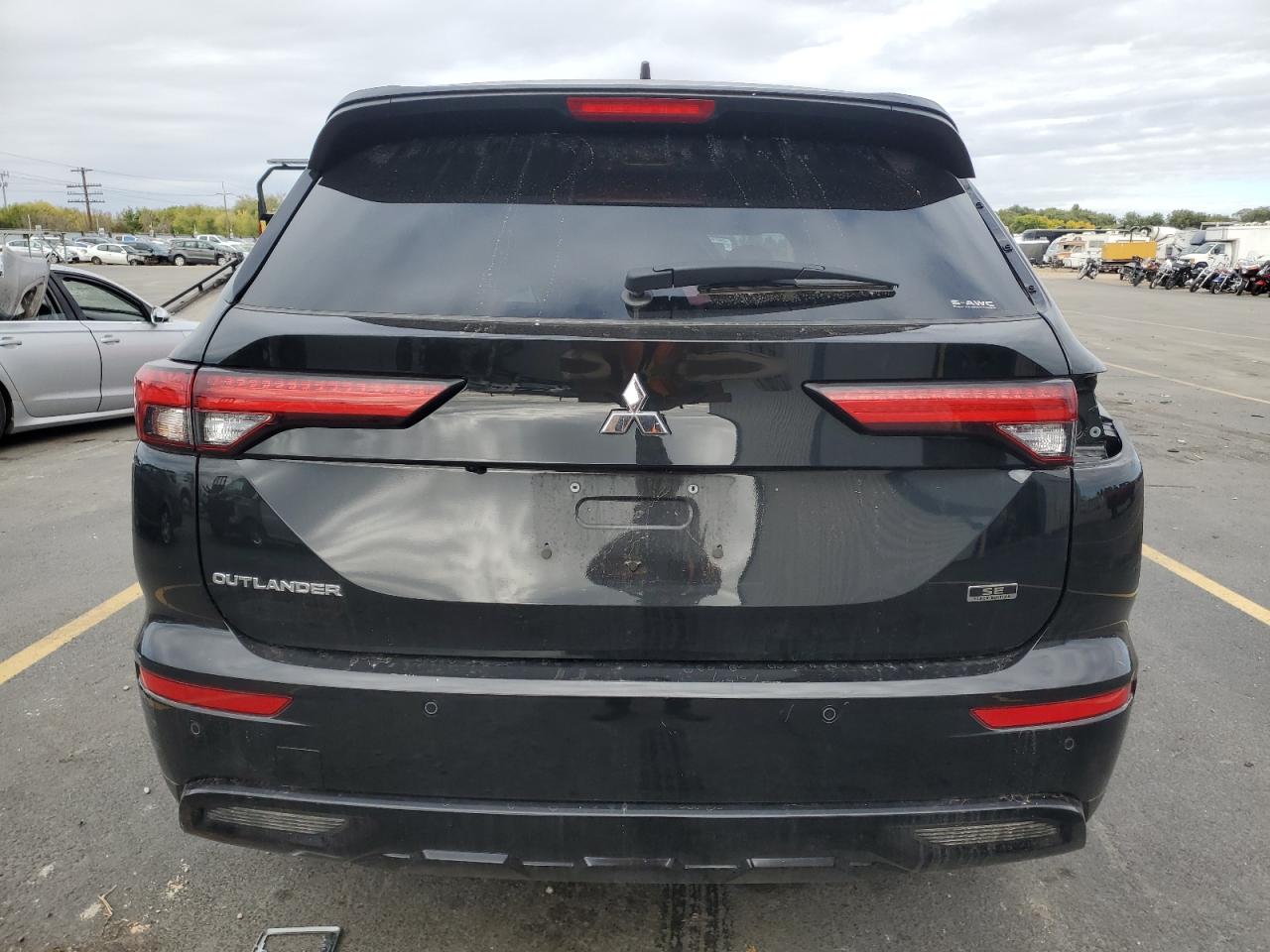 2023 Mitsubishi Outlander Se VIN: JA4J4UA88PZ039102 Lot: 81729115