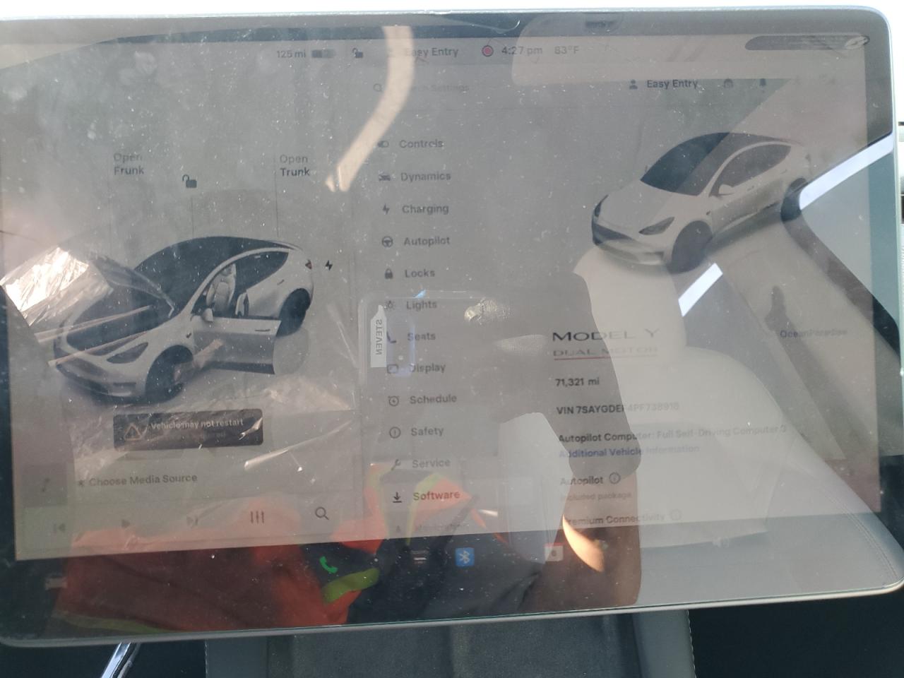 2023 Tesla Model Y VIN: 7SAYGDEF4PF738918 Lot: 82305325