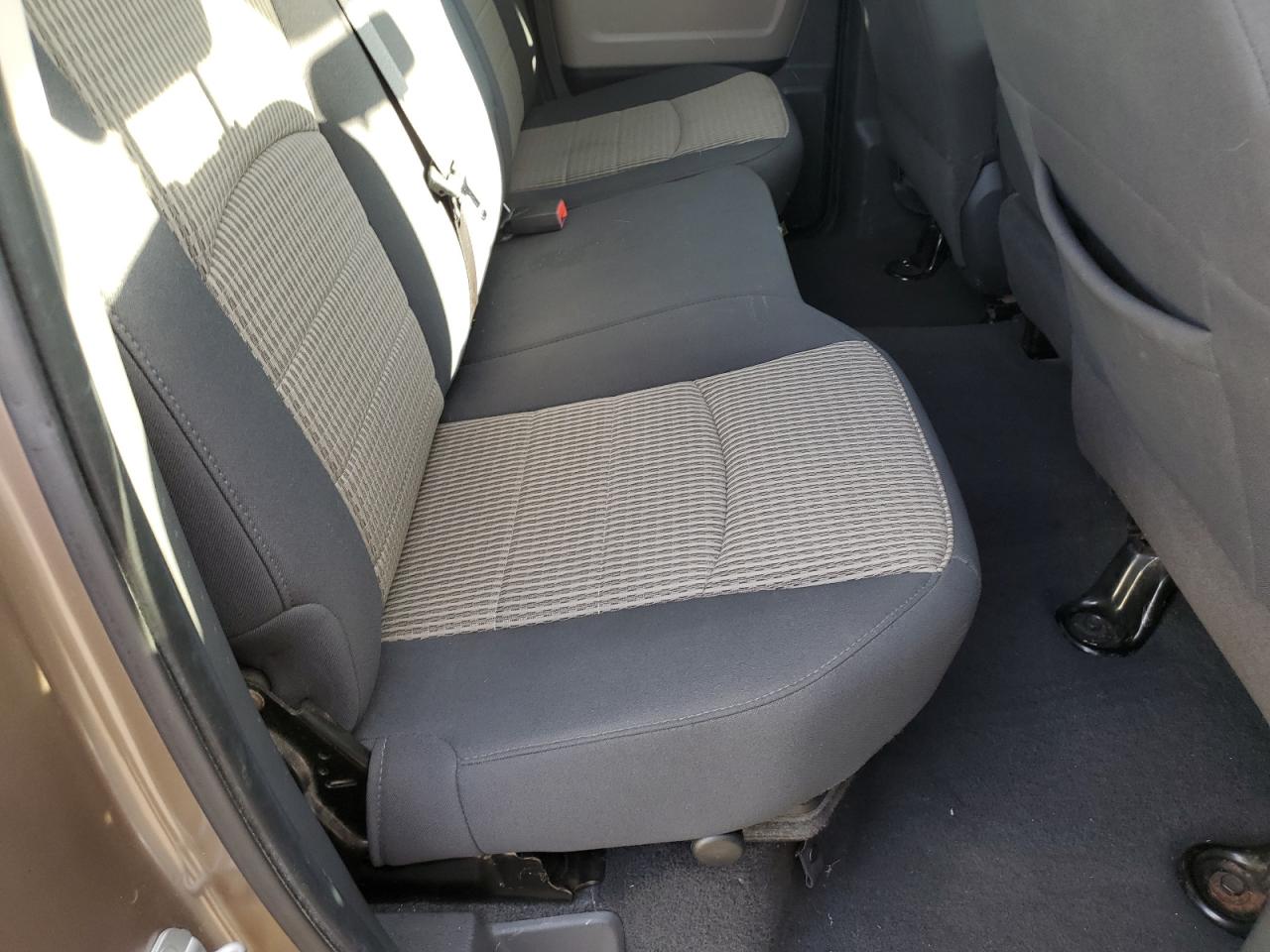 2010 Dodge Ram 1500 VIN: 1D7RV1GP1AS192512 Lot: 85382205