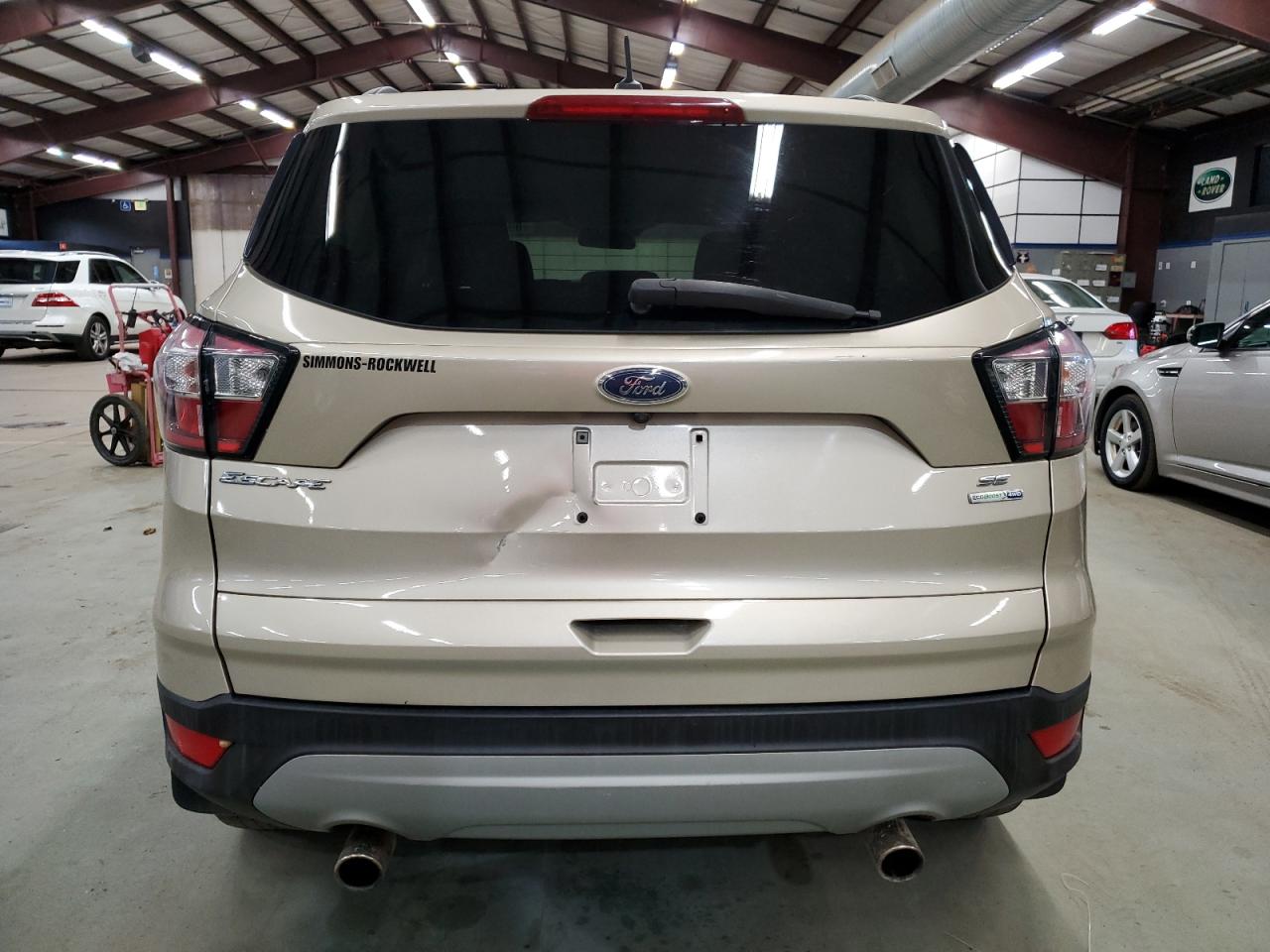 2018 Ford Escape Se VIN: 1FMCU9GD0JUC44025 Lot: 89675865