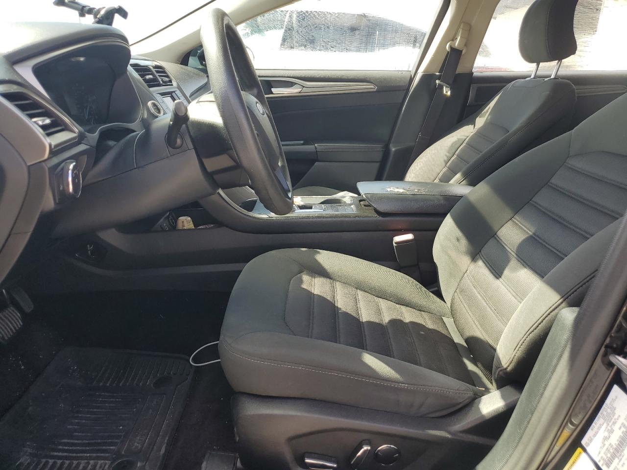 2017 Ford Fusion Se VIN: 3FA6P0H70HR204824 Lot: 83982725