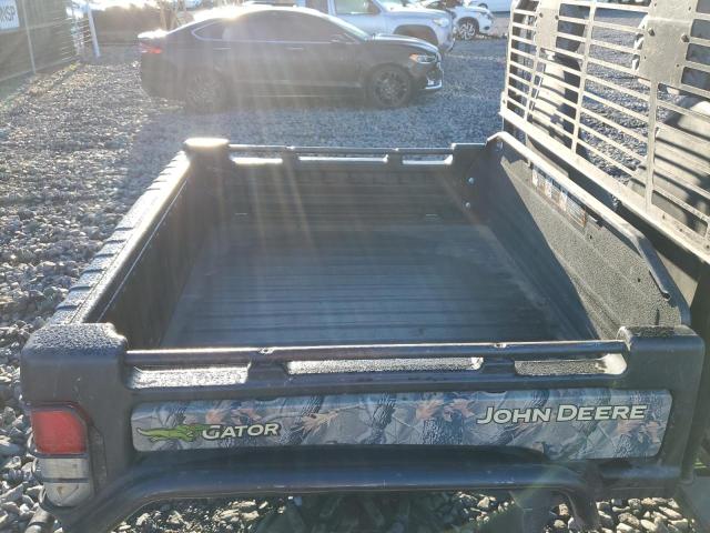 2012 JOHN DEERE 825
