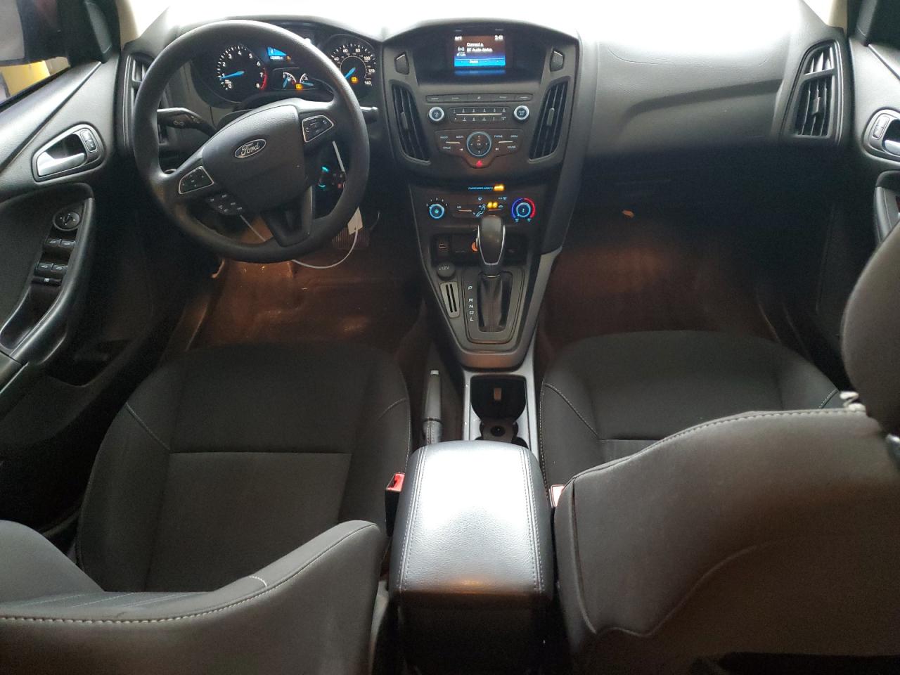 2018 Ford Focus Se VIN: 1FADP3F29JL259678 Lot: 86283945