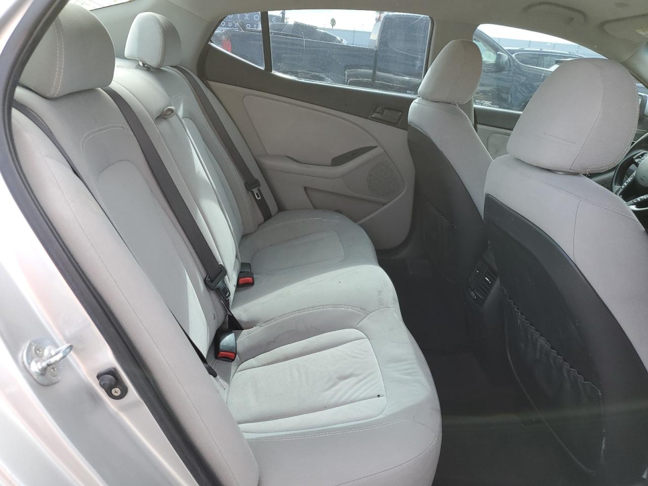 2011 Kia Optima Lx VIN: KNAGM4A70B5176362 Lot: 85120075