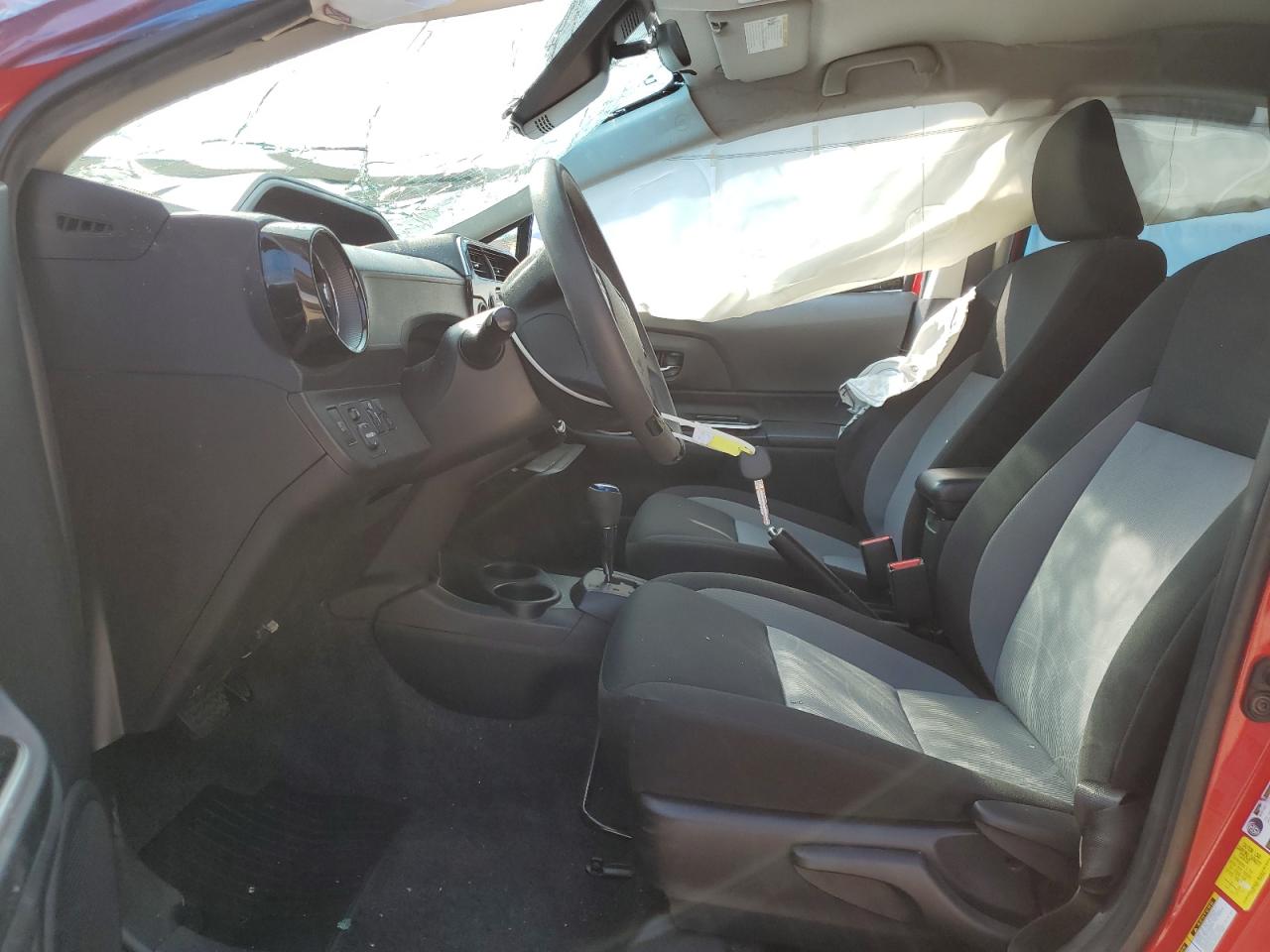 2018 Toyota Prius C VIN: JTDKDTB37J1599254 Lot: 82159825