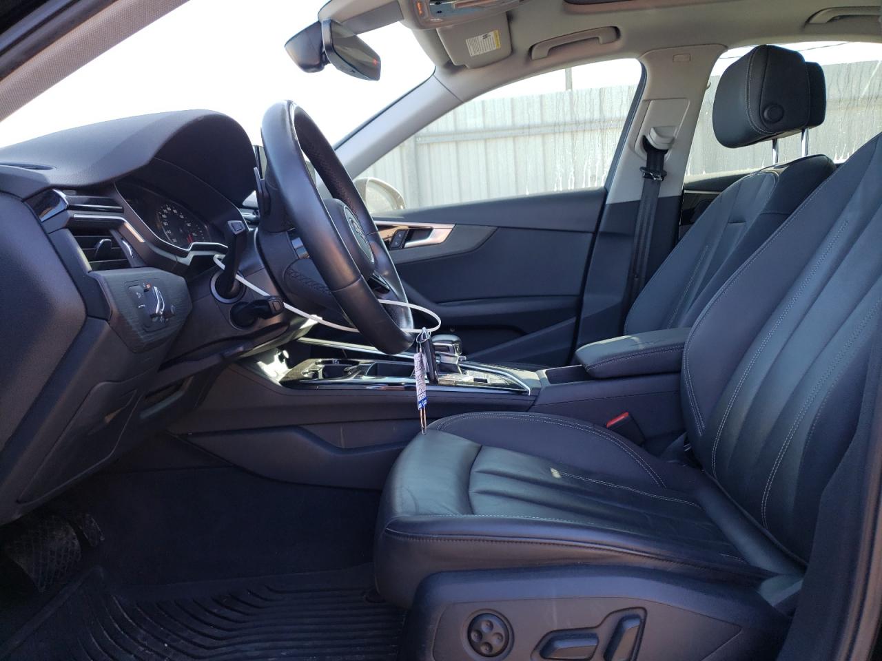 2021 Audi A4 Premium 40 VIN: WAUABAF48MA053945 Lot: 90673825