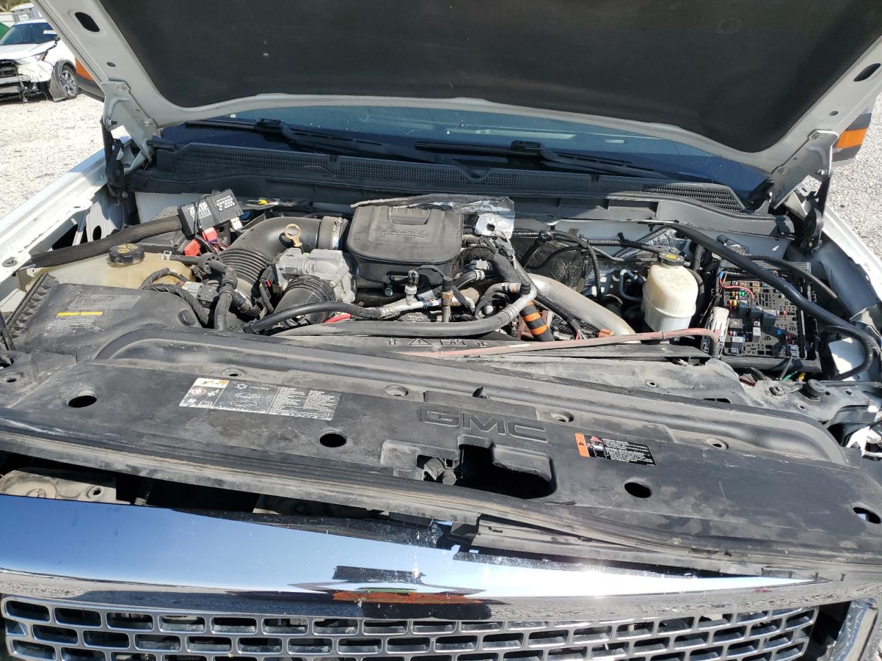 2015 GMC Sierra K2500 Denali VIN: 1GT120E80FF573662 Lot: 89630325