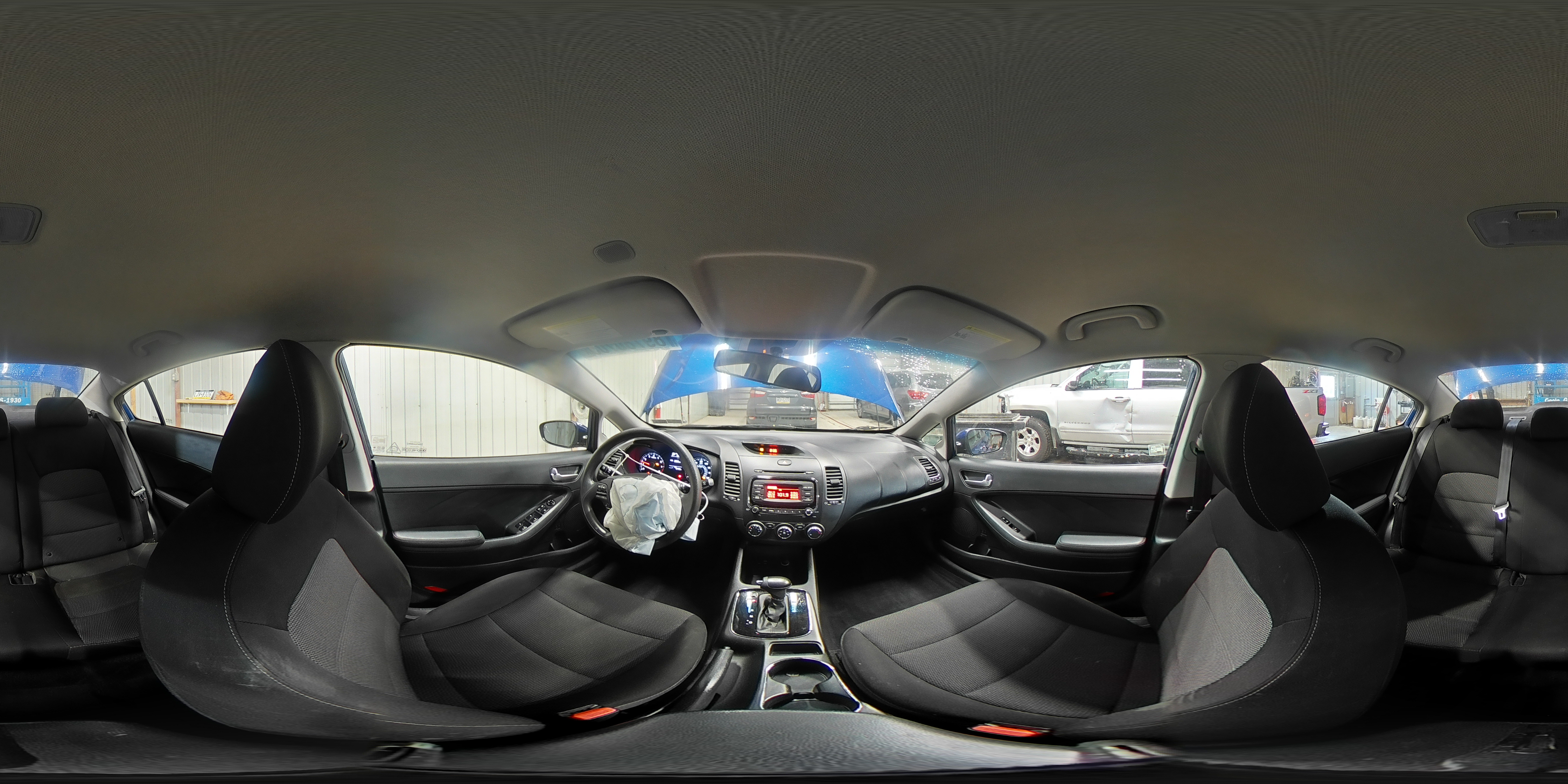 2018 Kia Forte Lx VIN: 3KPFK4A7XJE258865 Lot: 89780705