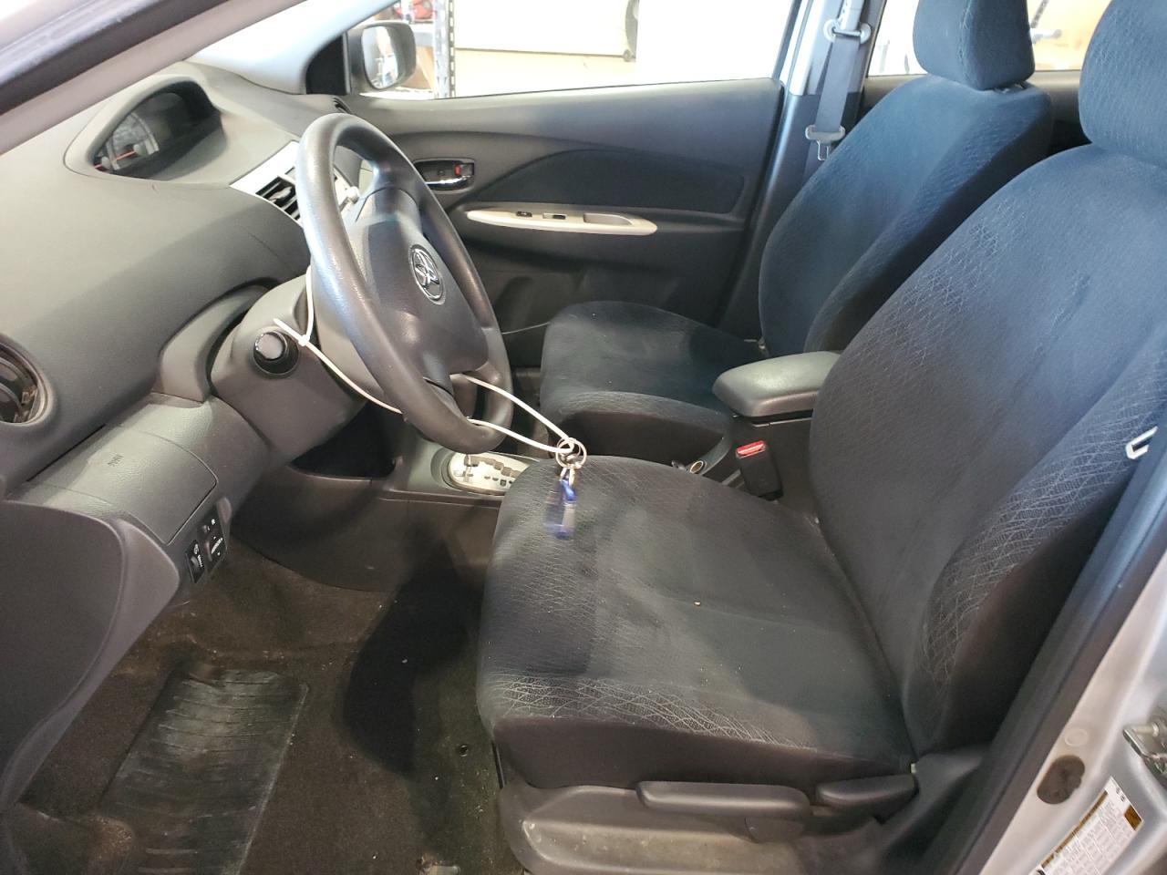 2007 Toyota Yaris VIN: JTDBT923271047062 Lot: 85483825