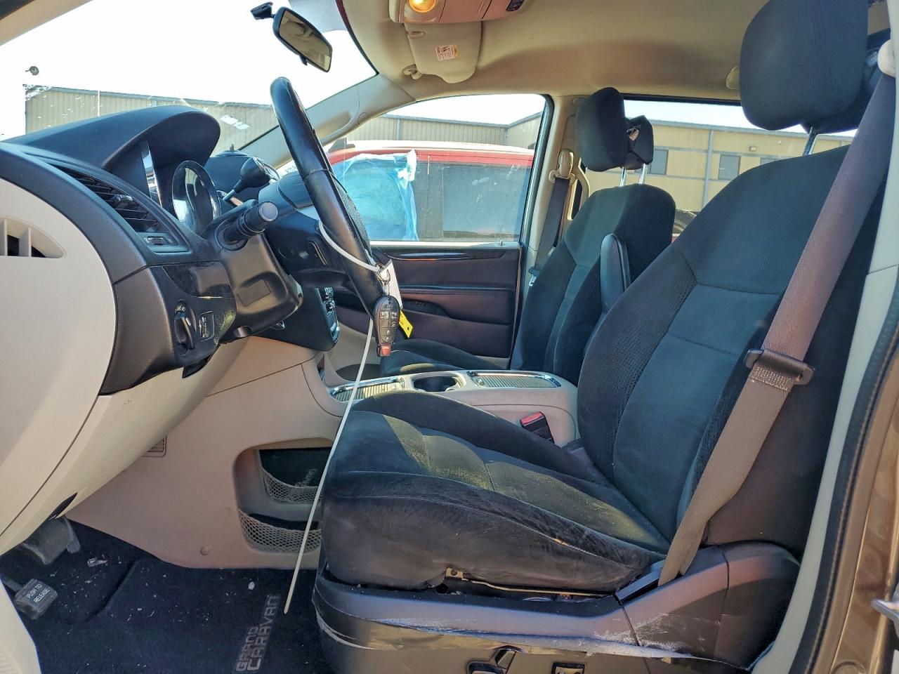 2016 Dodge Grand Caravan Sxt VIN: 2C4RDGCG4GR273732 Lot: 90973925