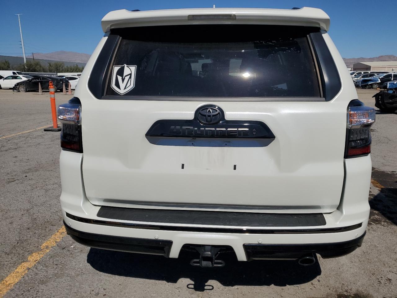 2021 Toyota 4Runner Night Shade VIN: JTEJU5JR6M5893752 Lot: 85194685