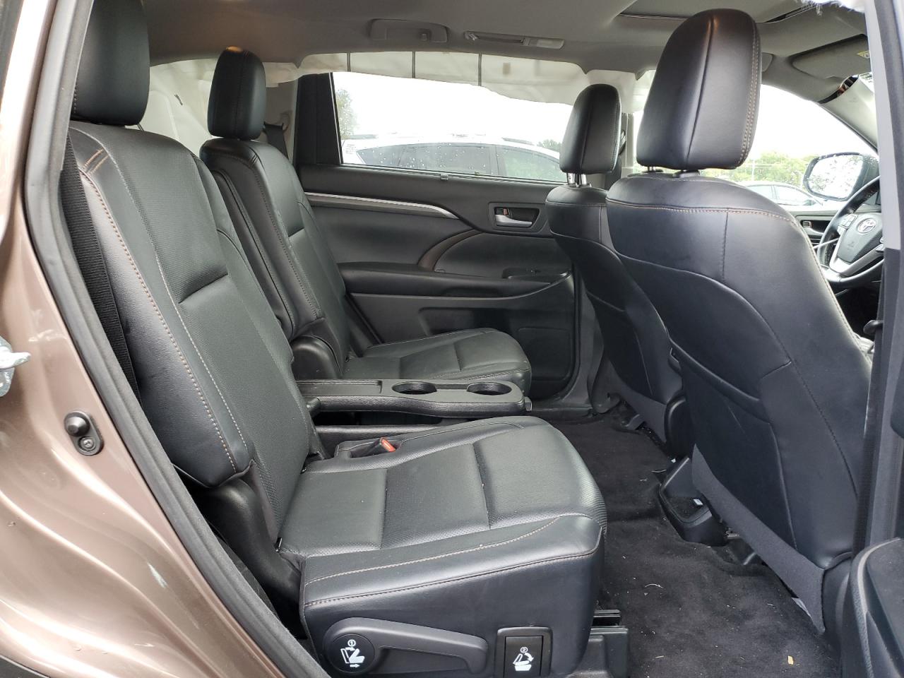 2018 Toyota Highlander Limited VIN: 5TDYZRFH4JS235333 Lot: 86303405