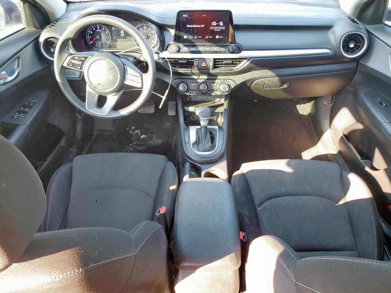 2023 Kia Forte Lx VIN: 3KPF24AD8PE581827 Lot: 82245485