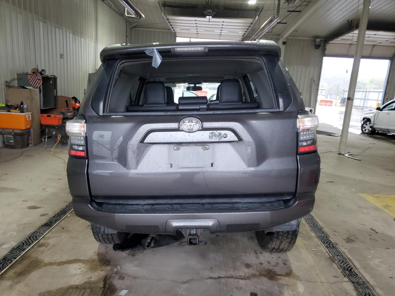 2016 Toyota 4Runner Sr5/Sr5 Premium VIN: JTEBU5JR2G5331131 Lot: 85492535