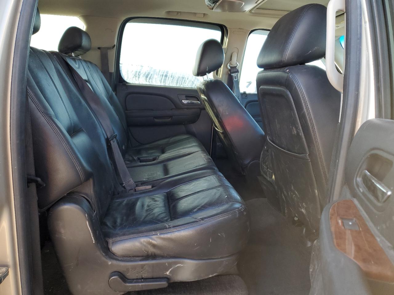 2010 GMC Yukon Xl K2500 Slt VIN: 1GKZKSEG6AR245549 Lot: 90253635