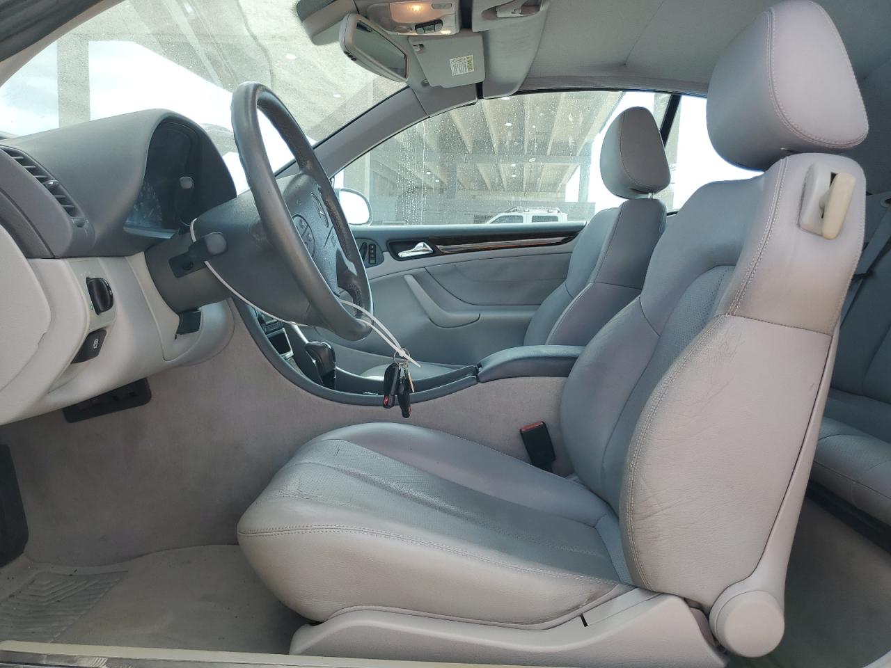 2002 Mercedes-Benz Clk 430 VIN: WDBLK70G82T102806 Lot: 89738365