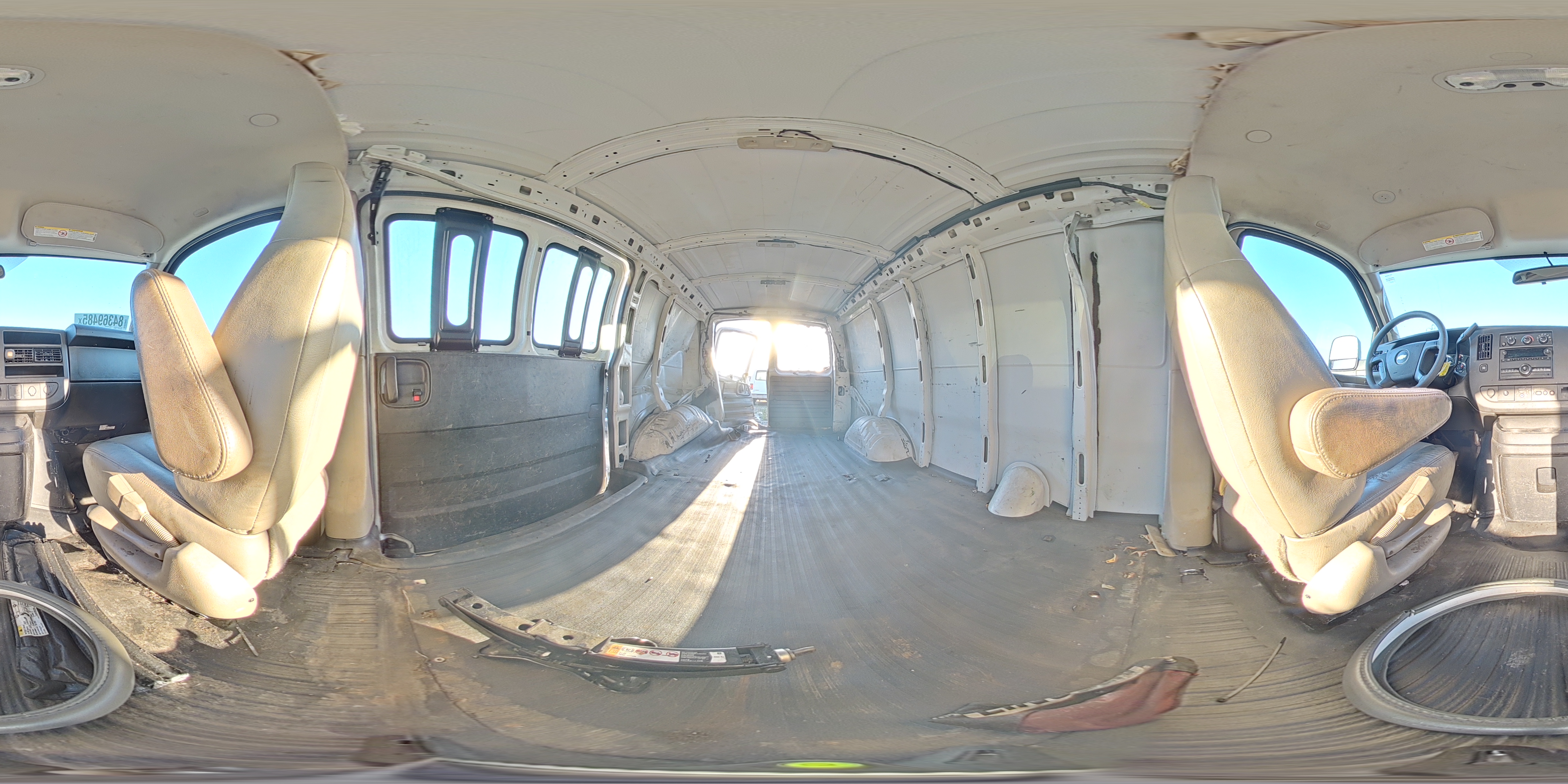 2020 Chevrolet Express G2500 VIN: 1GCWGAFG6L1259302 Lot: 84369485