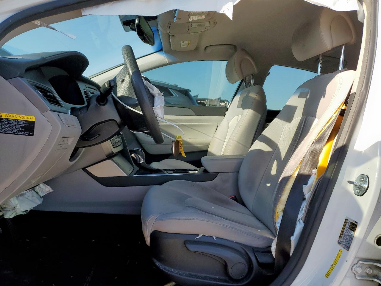 2016 Hyundai Sonata Hybrid VIN: KMHE24L13GA014289 Lot: 82439535