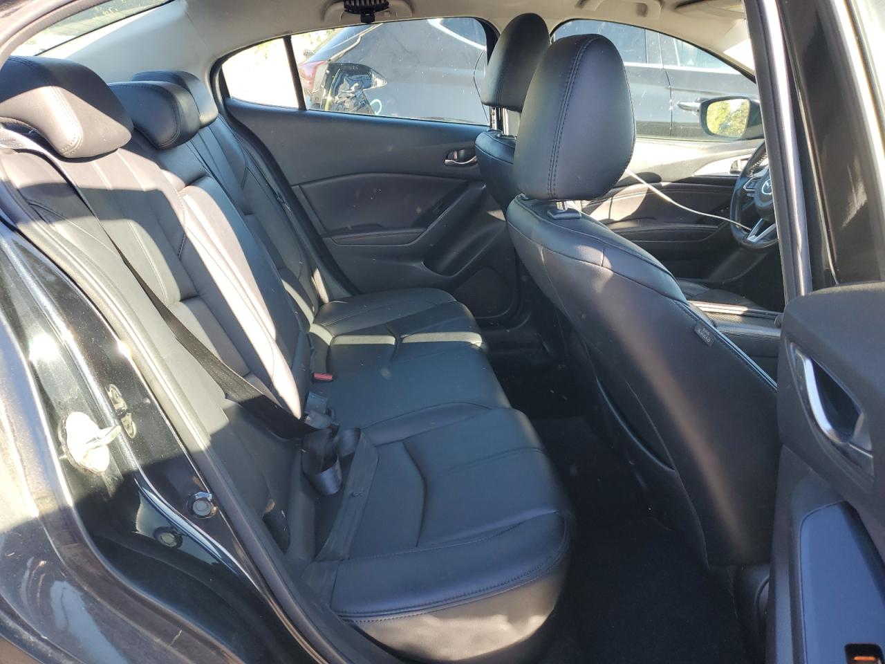 2017 Mazda 3 Touring VIN: 3MZBN1V73HM126817 Lot: 86643295