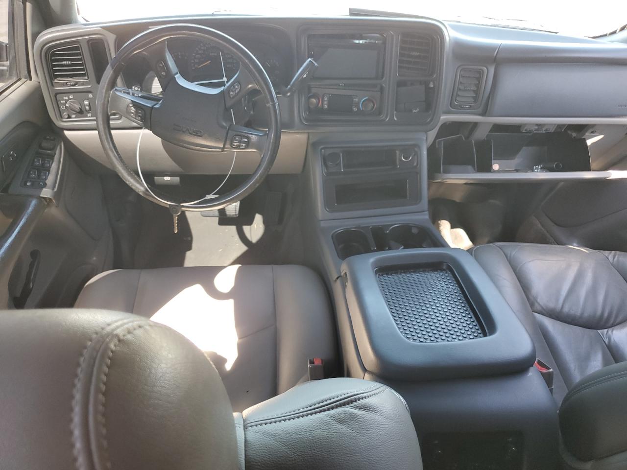 2003 GMC Yukon Xl C1500 VIN: 1GKEC16T43J113540 Lot: 85153905