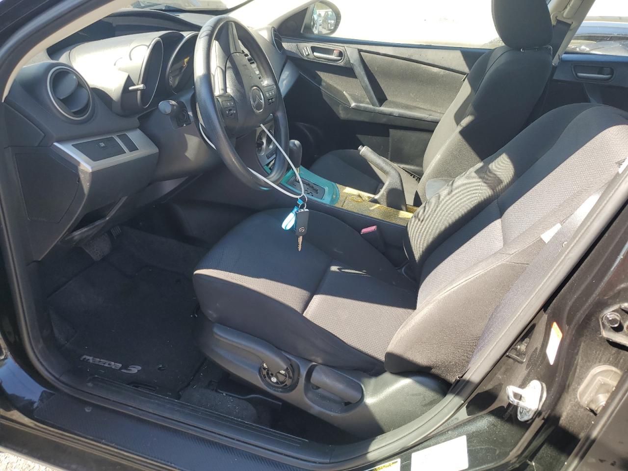 2011 Mazda 3 I VIN: JM1BL1VG9B1406352 Lot: 82007295