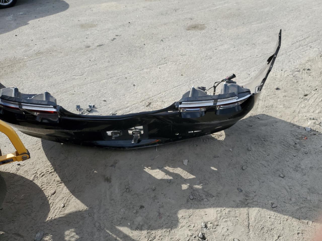 2012 Chevrolet Camaro Lt VIN: 2G1FB3D35C9142809 Lot: 84871845