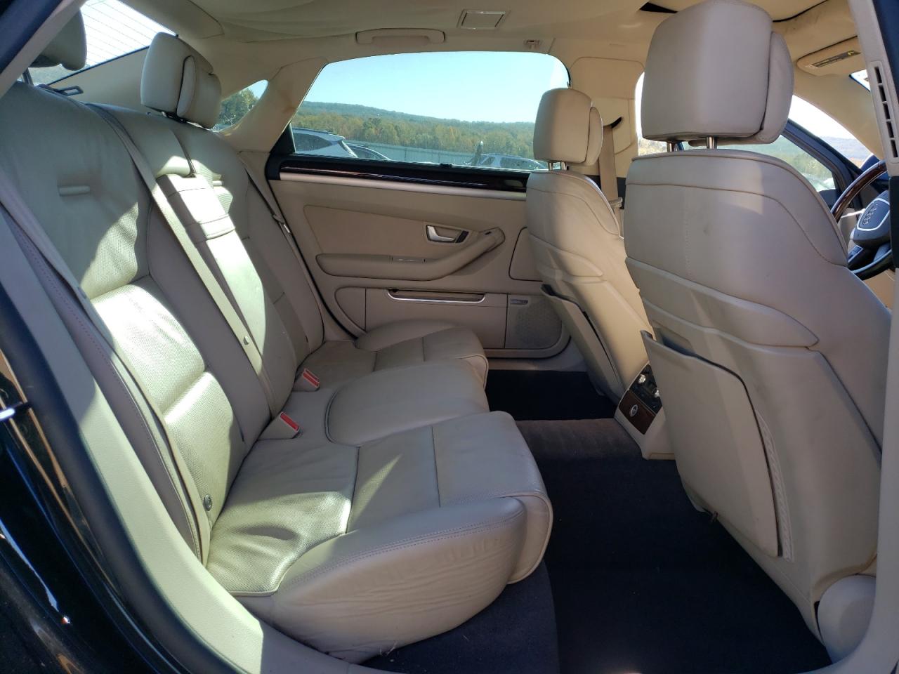 2010 Audi A8 Quattro VIN: WAURVAFA5AN008191 Lot: 86549375