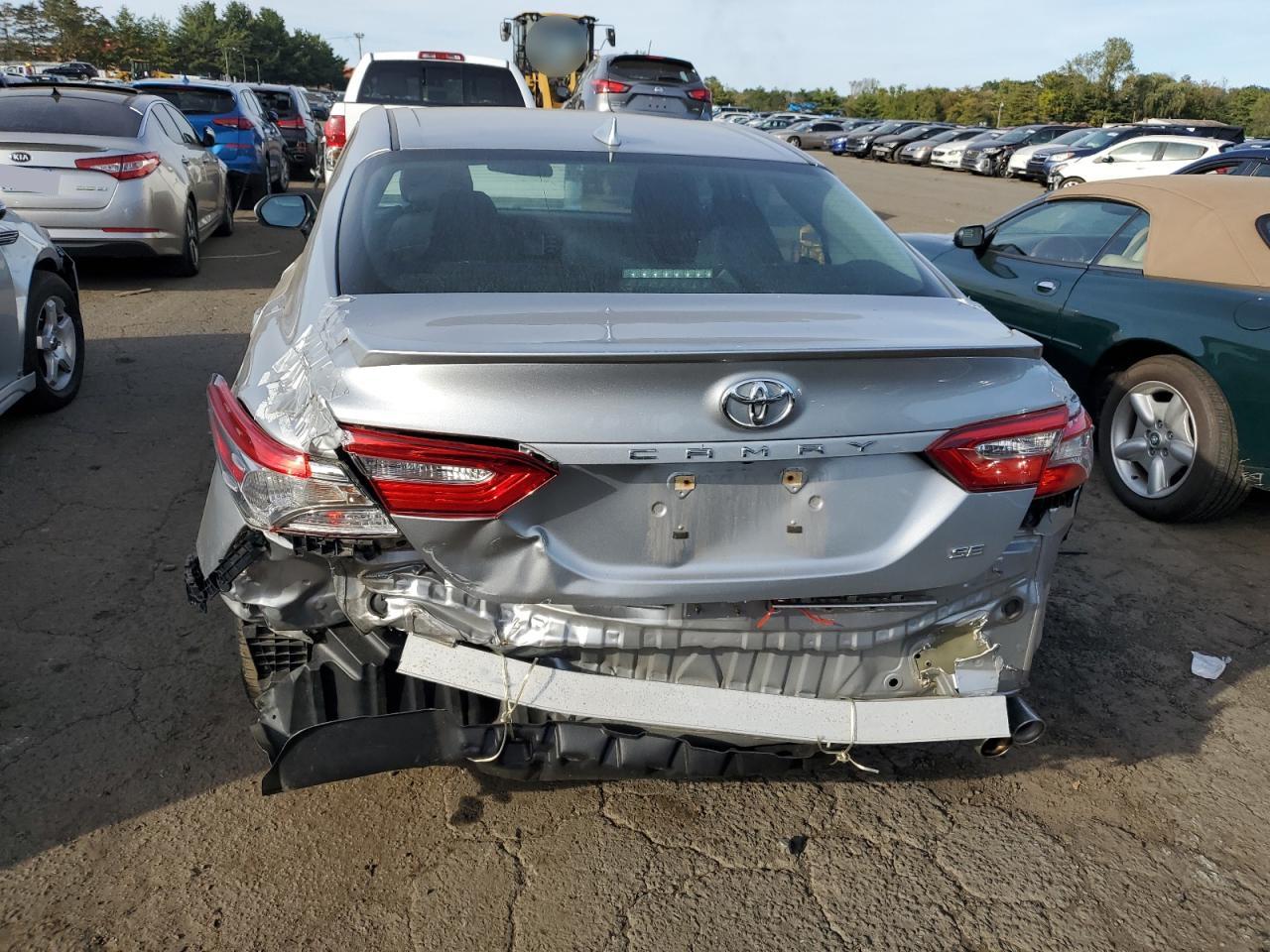 2019 Toyota Camry L VIN: 4T1B11HK0KU201549 Lot: 68880145