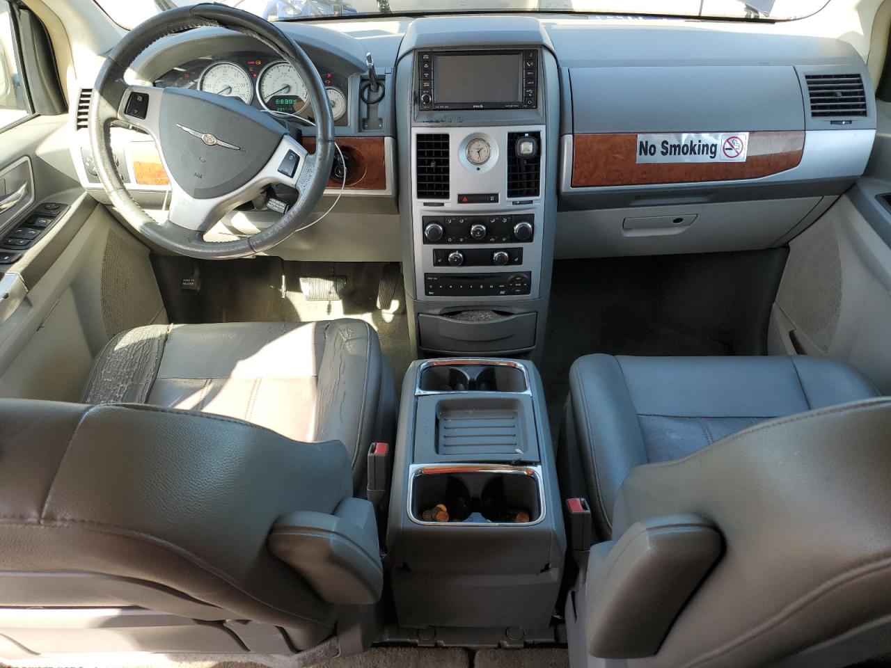 2008 Chrysler Town & Country Touring VIN: 2A8HR54P08R763448 Lot: 85104415