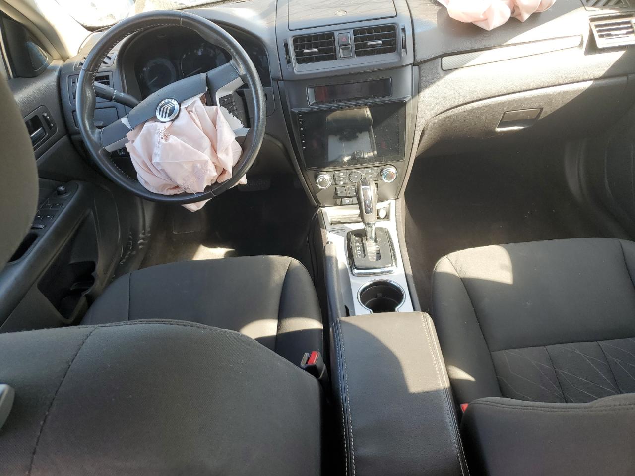 2011 Mercury Milan VIN: 3MEHM0HA4BR603510 Lot: 81771995