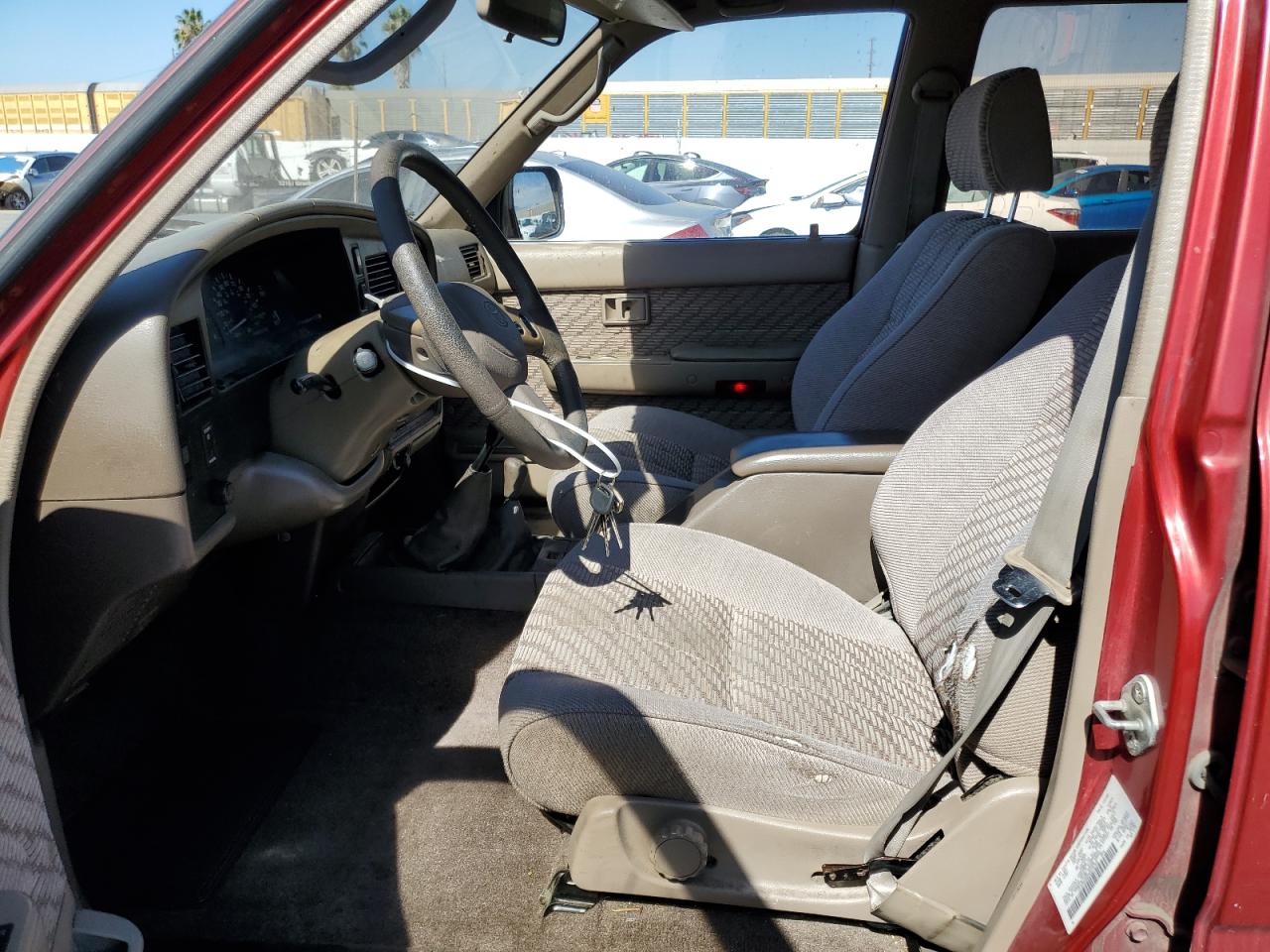 1995 Toyota 4Runner Vn39 Sr5 VIN: JT3VN39W2S0218769 Lot: 82284985