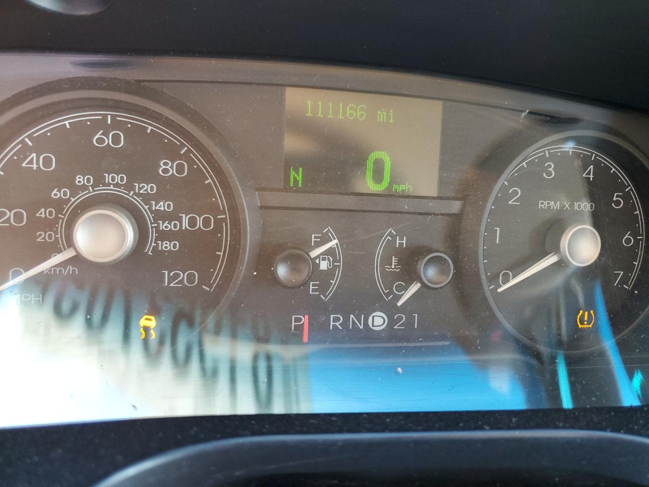 2008 Lincoln Town Car Signature Limited VIN: 2LNHM82W08X655694 Lot: 81953705