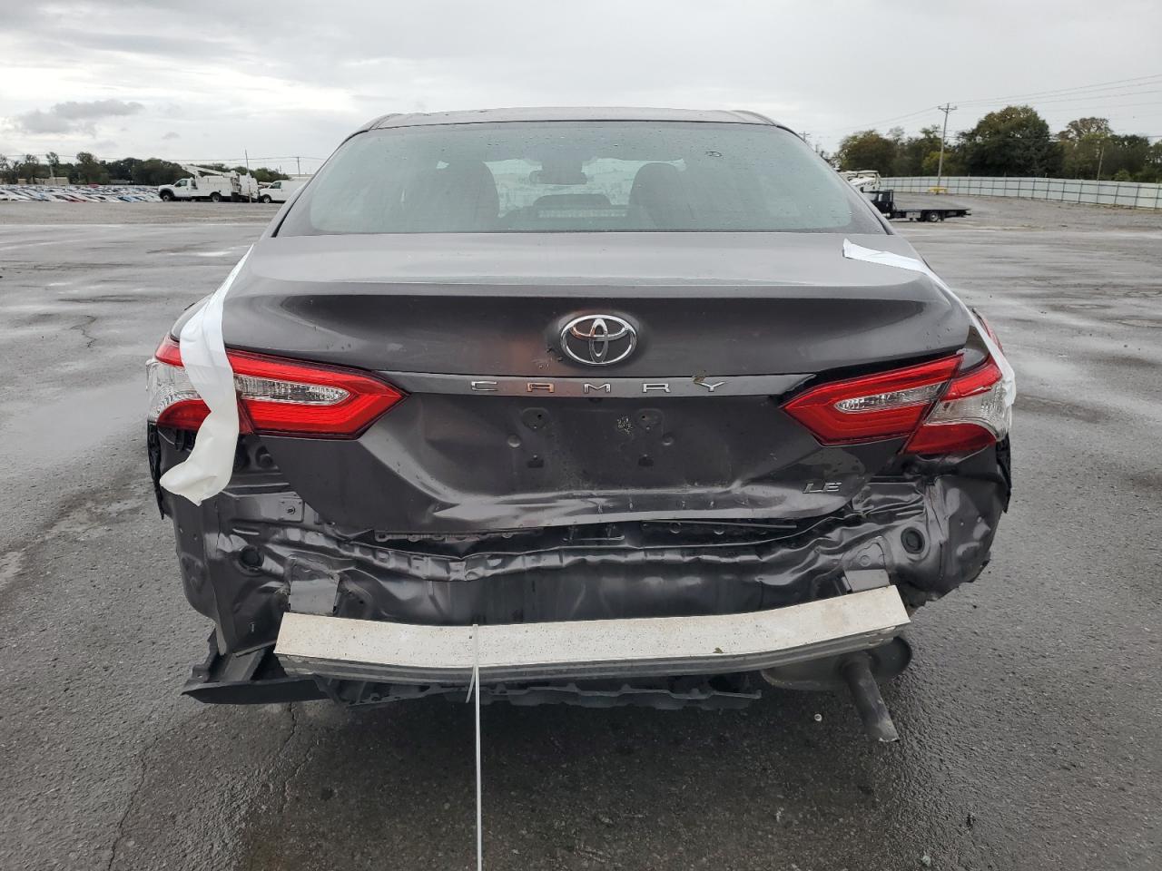 2018 Toyota Camry L VIN: 4T1B11HK3JU578844 Lot: 81747565