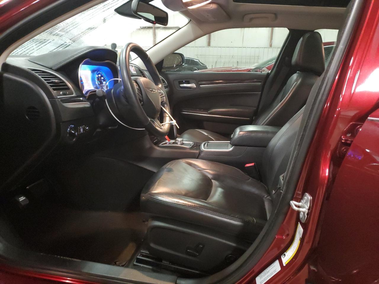 2015 Chrysler 300 Limited VIN: 2C3CCARG8FH923250 Lot: 82706805