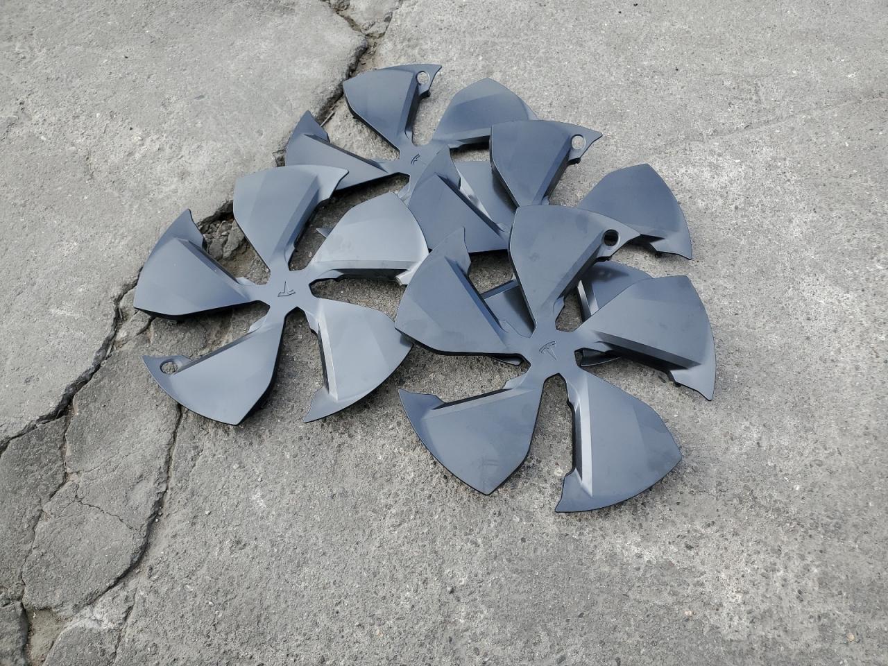 2026 Tesla Model Y VIN: 7SAYGDEE6TF390606 Lot: 82242015