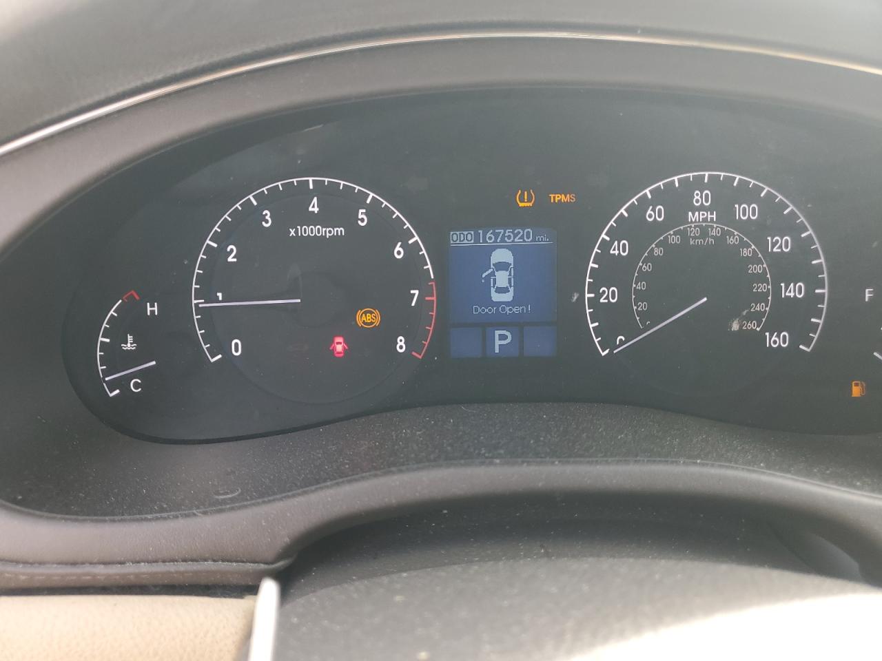 2010 Hyundai Genesis 3.8L VIN: KMHGC4DE2AU085951 Lot: 86224805