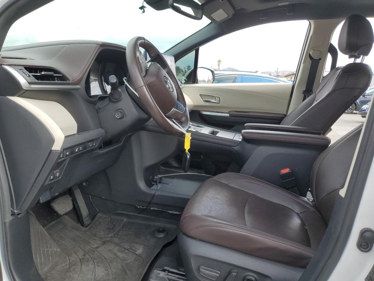 2023 Toyota Sienna Limited VIN: 5TDERKEC3PS165378 Lot: 82236445